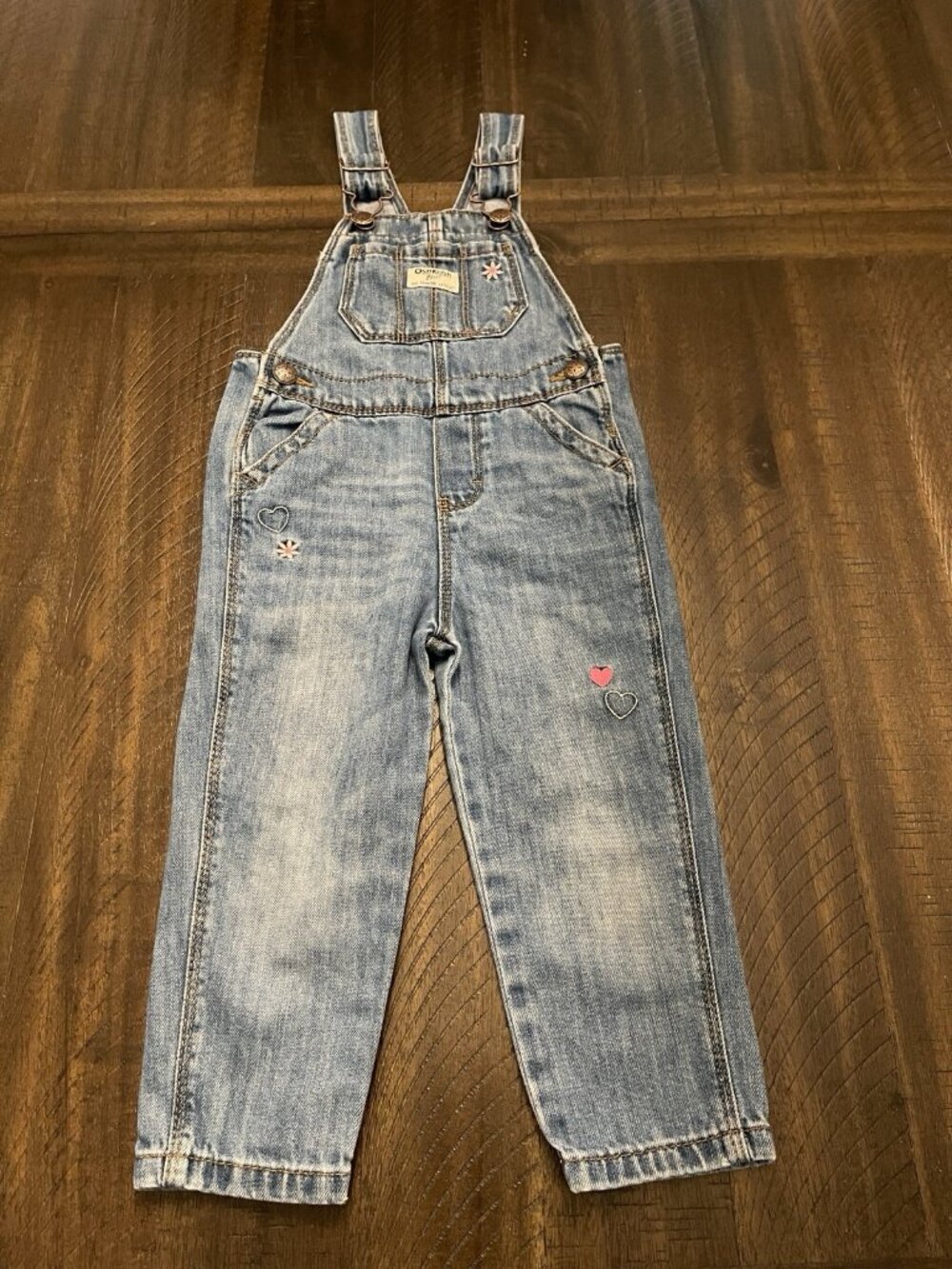 OshKosh B’gosh Girls 2T Denim Overalls Jeans VESTBAK Heart Flower Embroidered